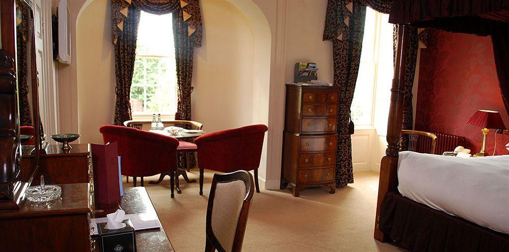 The Close Hotel Tetbury Eksteriør bilde